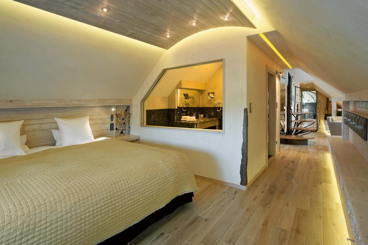 Hostellerie Des Chateaux & Spa อูทรอทต์ ภายนอก รูปภาพ
